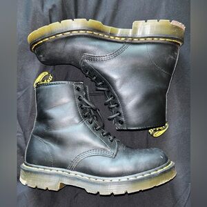 Men's Smooth Leather Dr Martens